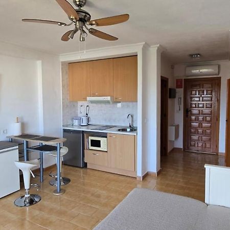 Estudio En Torrevieja A 700 M Del Mar Dış mekan fotoğraf