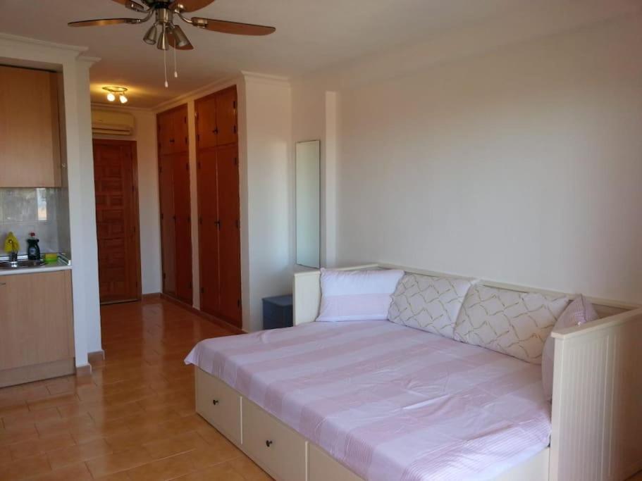 Estudio En Torrevieja A 700 M Del Mar Dış mekan fotoğraf